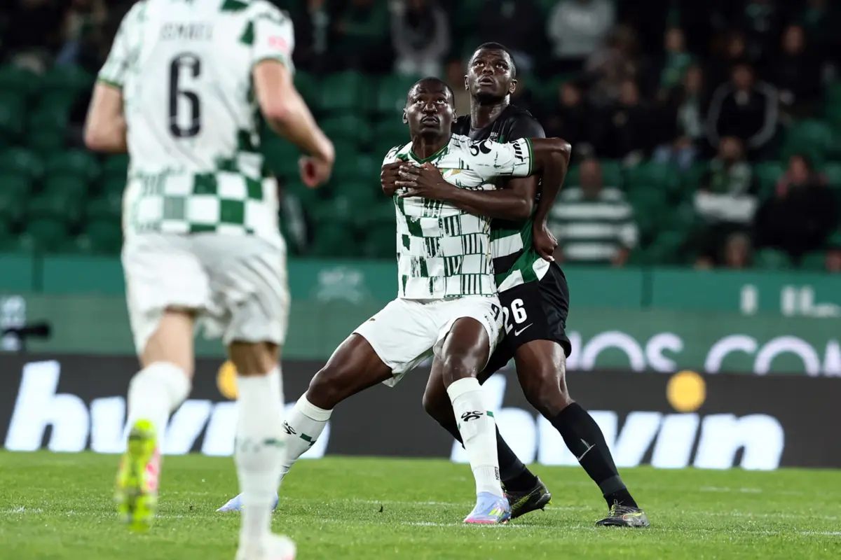 Luís Asué, avançado do Moreirense, a caminho da China