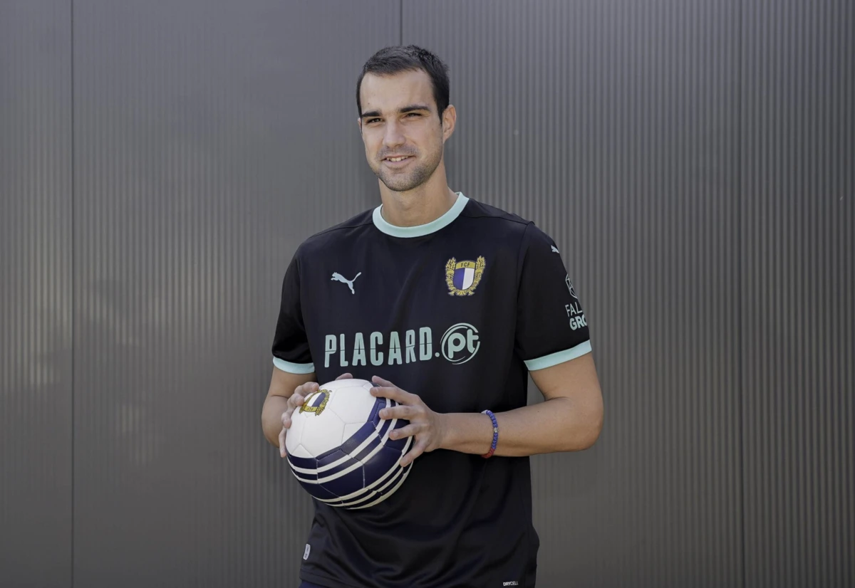 Carevic, guarda-redes do Famalicão