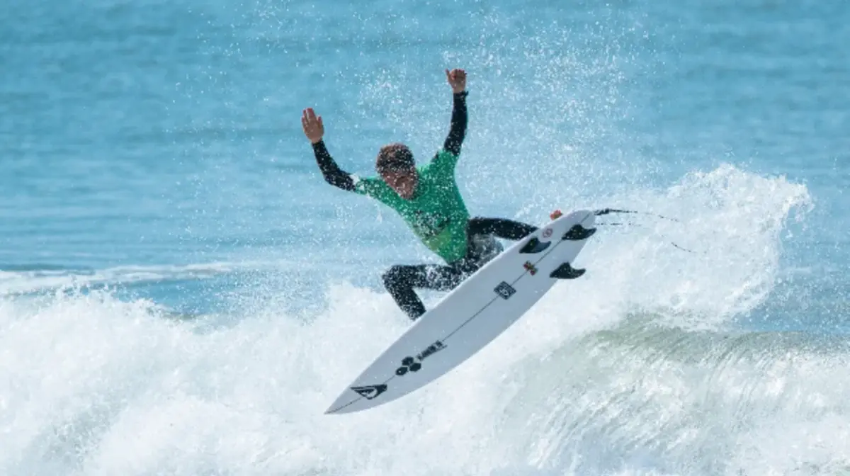 Francisco Ordonhas, campeão nacional de surf