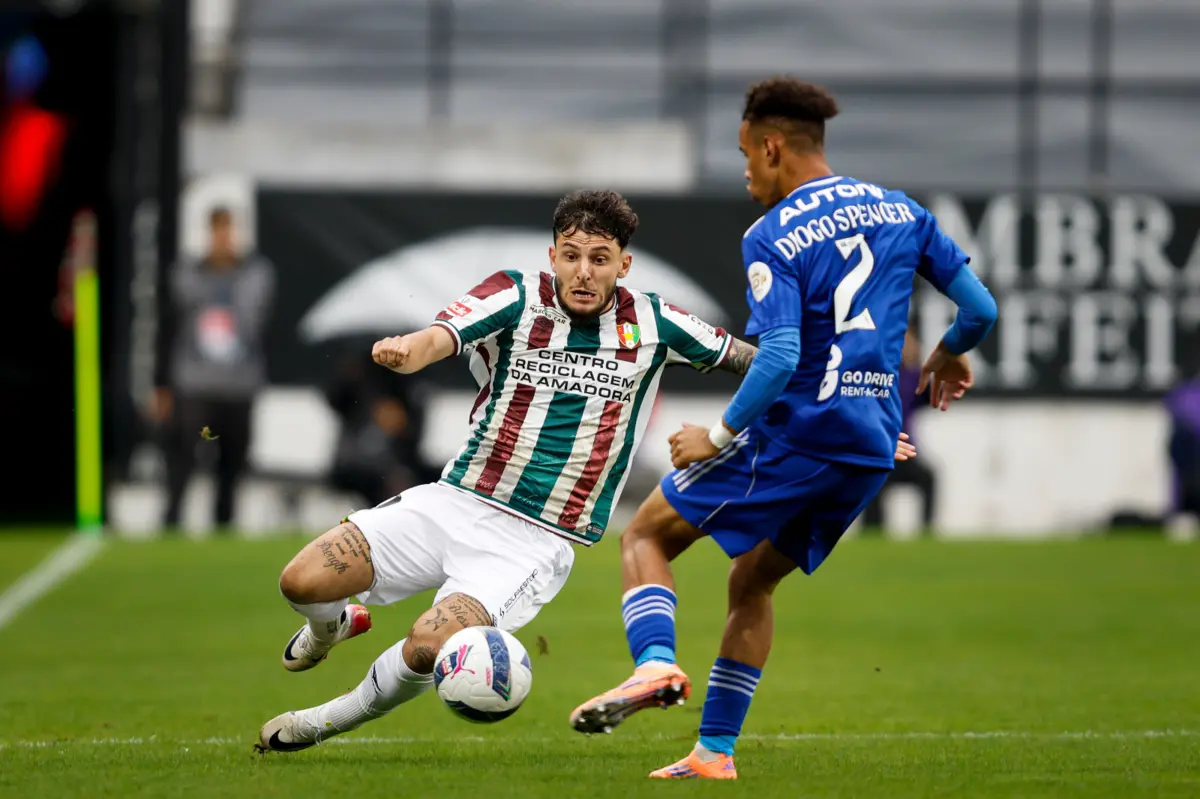 Estrela da Amadora-Aves SAD