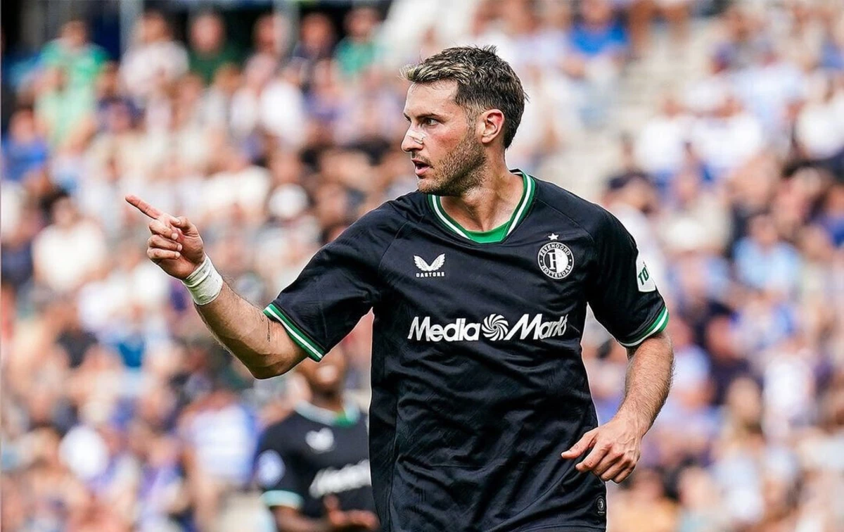 Santiago Giménez (créditos: Instagram)