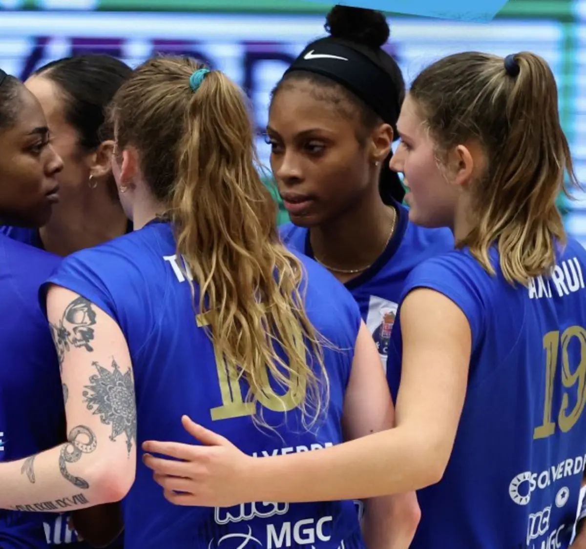 Imagem de contexto do artigo Pinto da Costa, Vítor Baía e Villas-Boas assistem ao voleibol do FC Porto