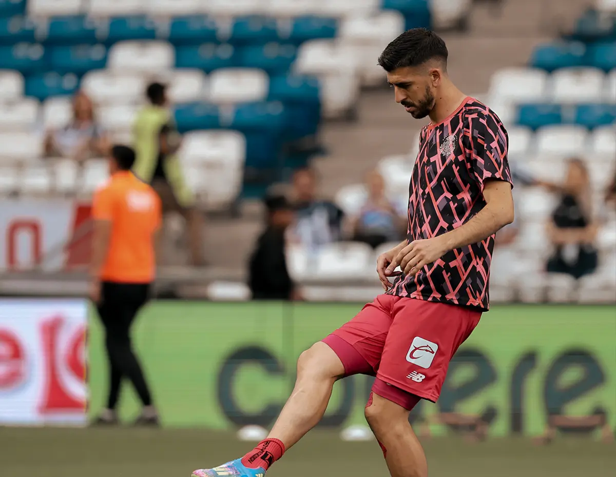Imagem de contexto do artigo Paulinho derrotado frente ao Monterrey e falha segunda mão dos "quartos"