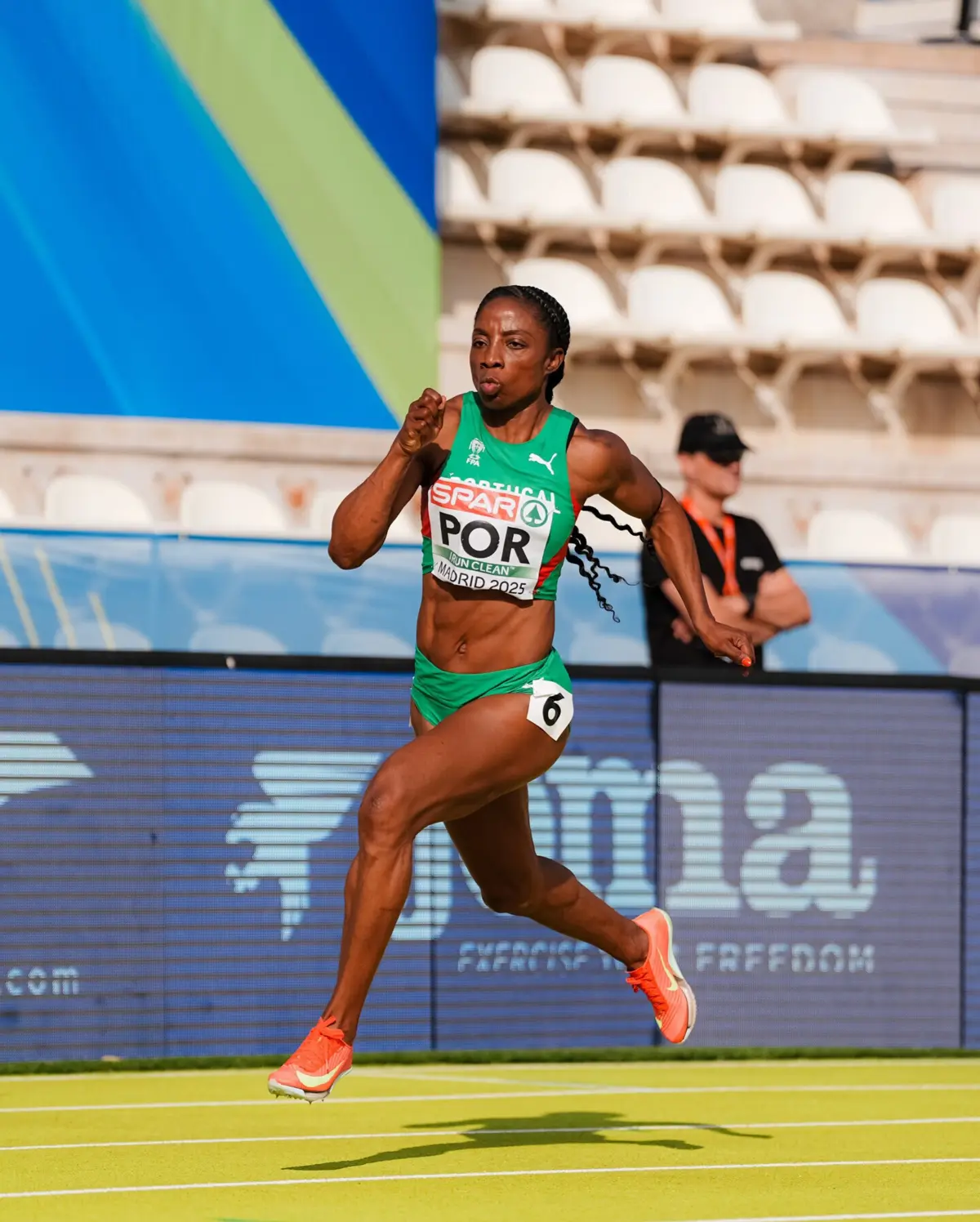 Lorène Bazolo (Créditos: FP Atletismo)