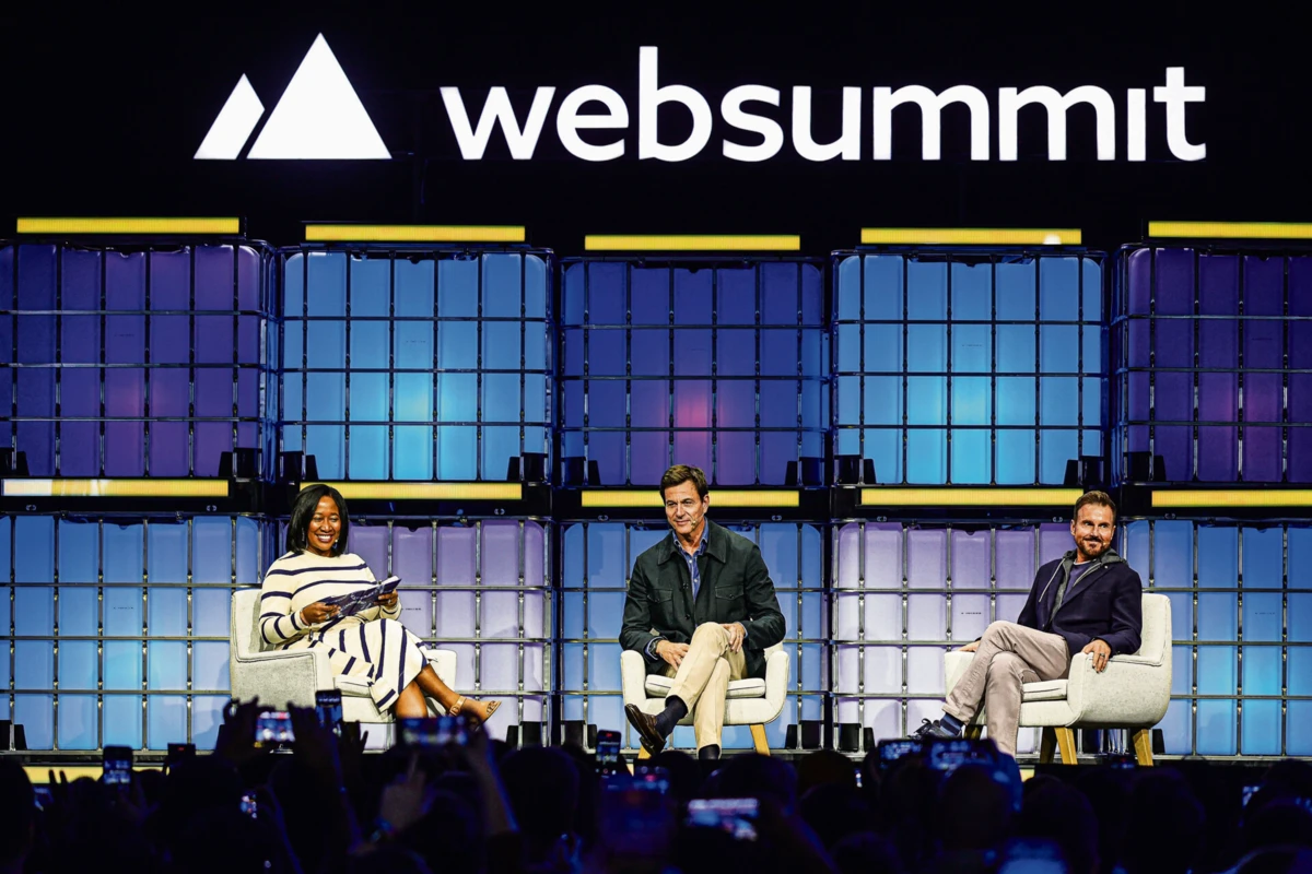 Toto Wolff ao centro