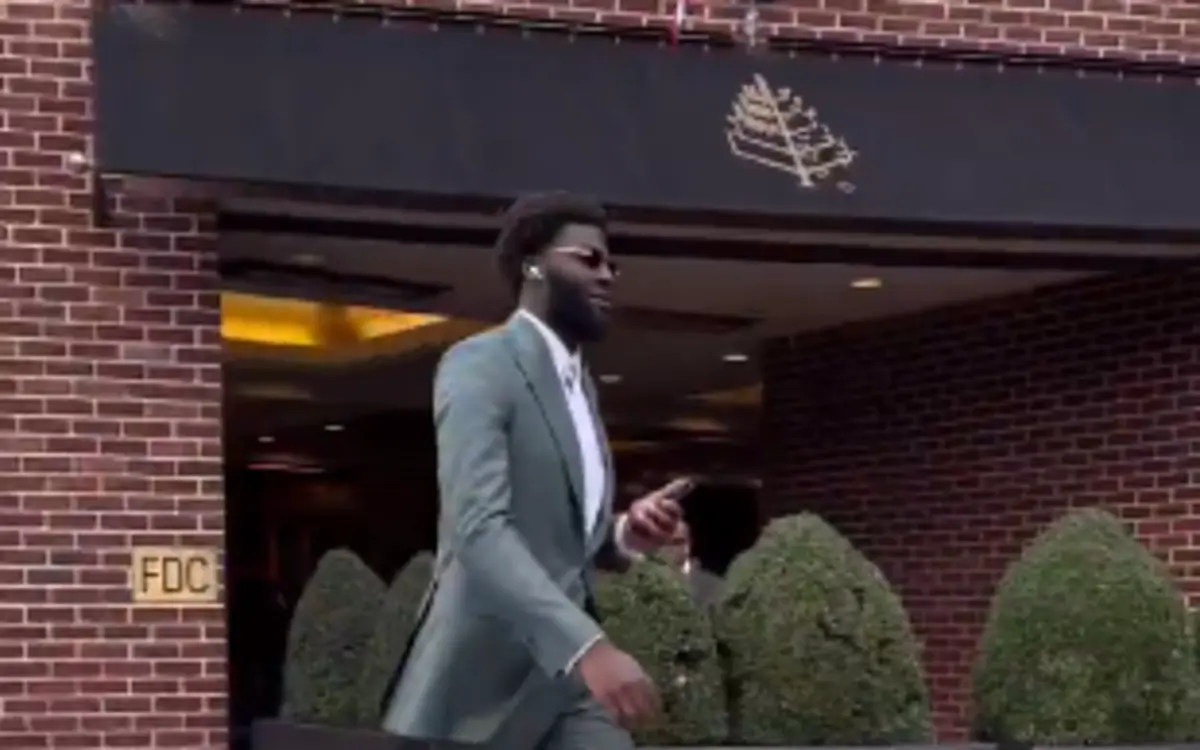 Imagem de contexto do artigo Neemias Queta e Boston Celtics recebidos na Casa Branca