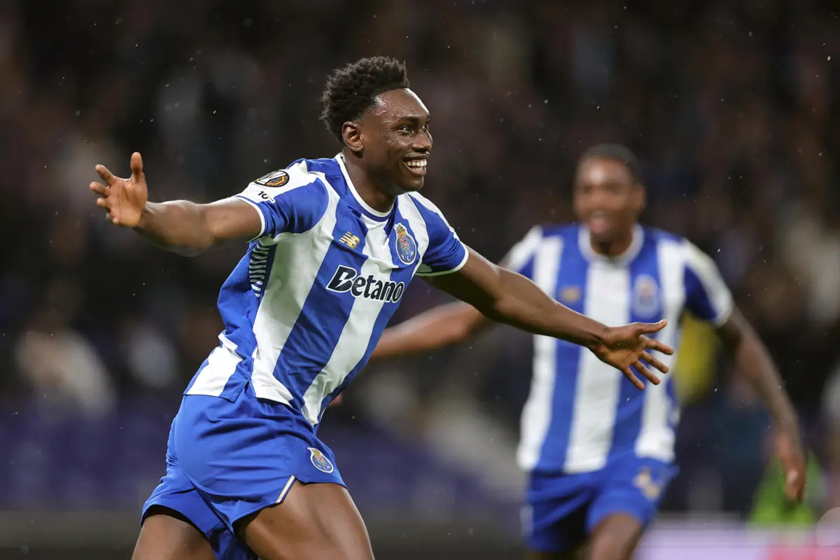 Samu festeja golo contra o Malmo