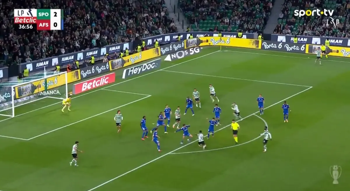 Imagem de contexto do artigo Suárez, Maxi Araújo e Geny: três golos em cinco minutos no Sporting-Aves SAD