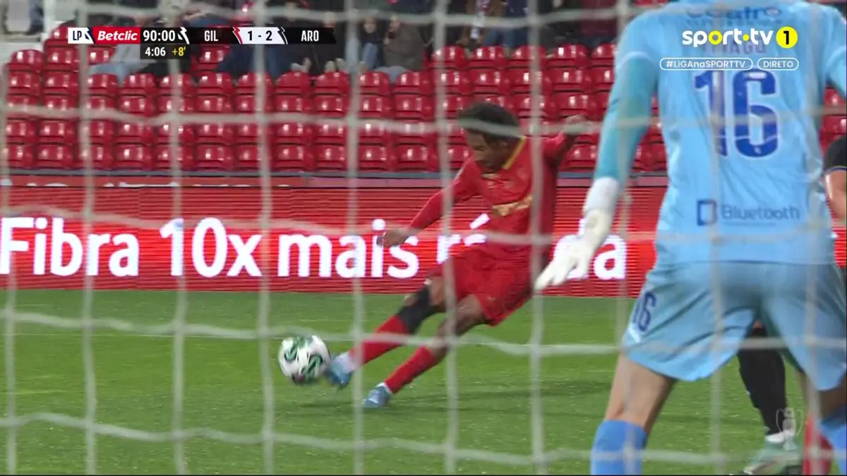 Imagem de contexto do artigo Gil Vicente empata com o Arouca com dois golos de rajada no tempo extra. Veja os lances