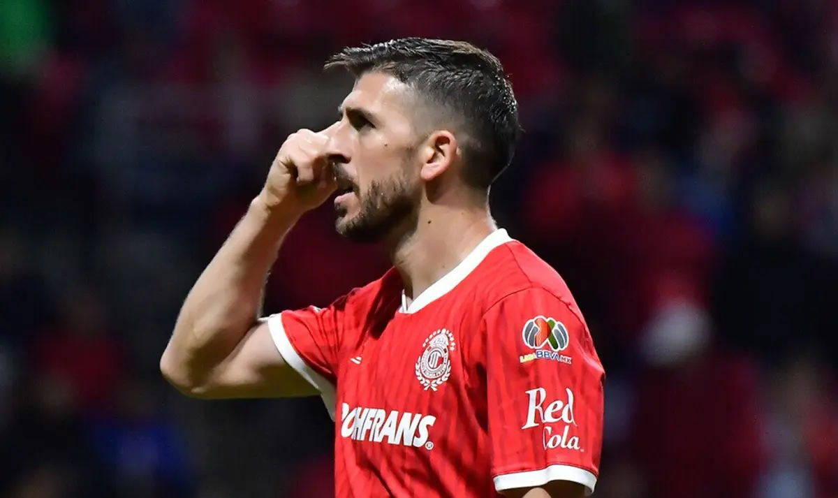 Imagem de contexto do artigo Paulinho não pára de marcar pelo Toluca: veja o bis contra o Puebla