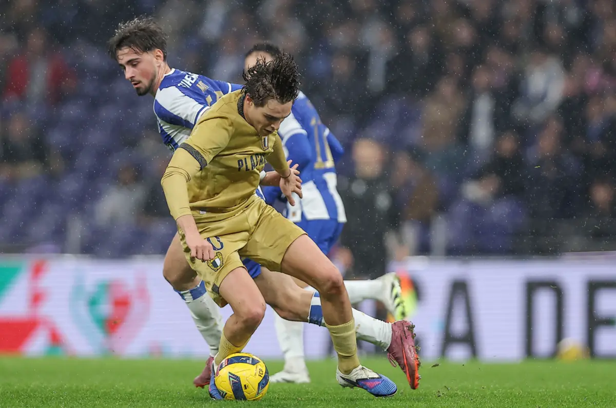 Gustavo Sá lamentou derrota no Dragão