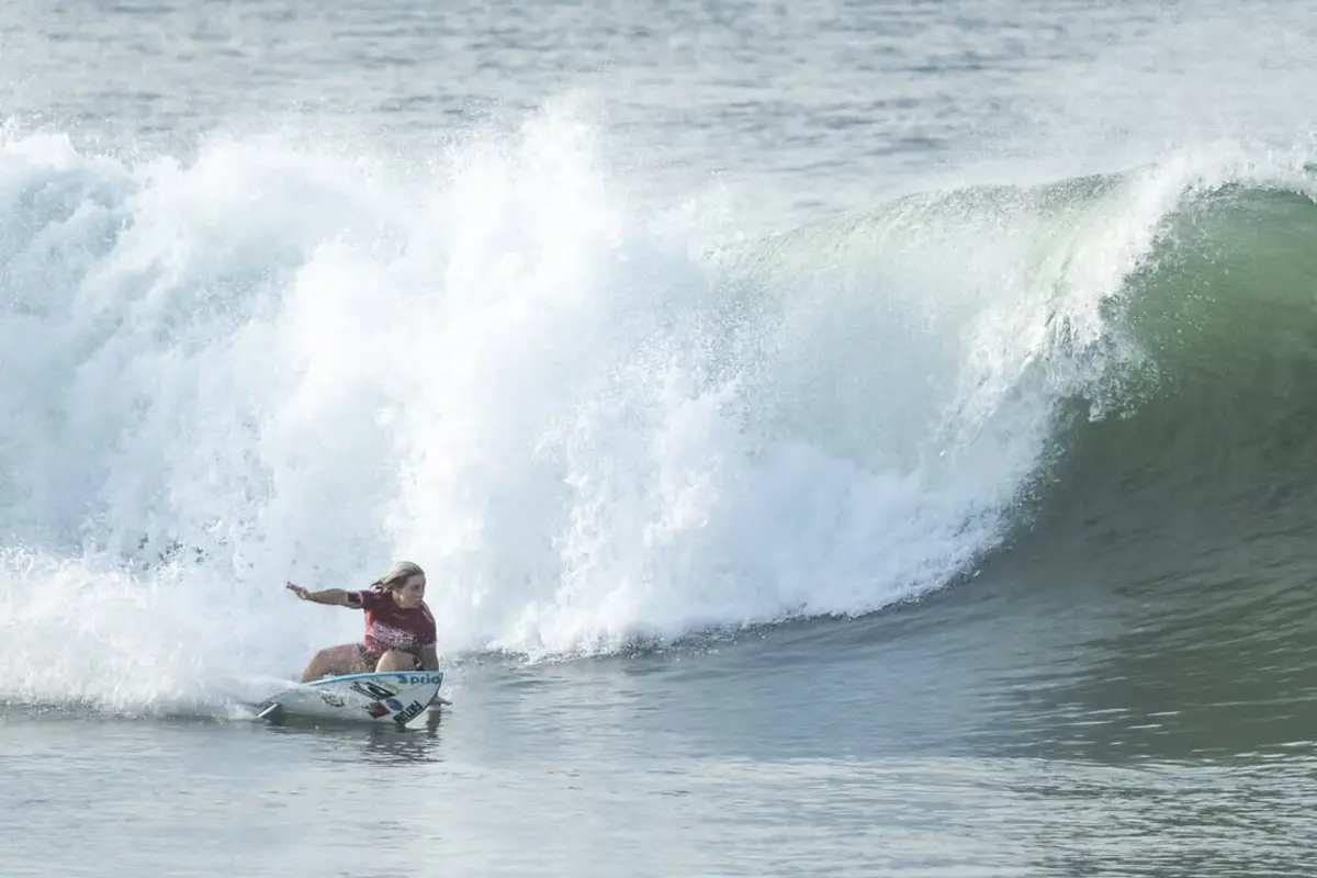Imagem de contexto do artigo Yolanda Hopkins de prata nos Mundiais ISA