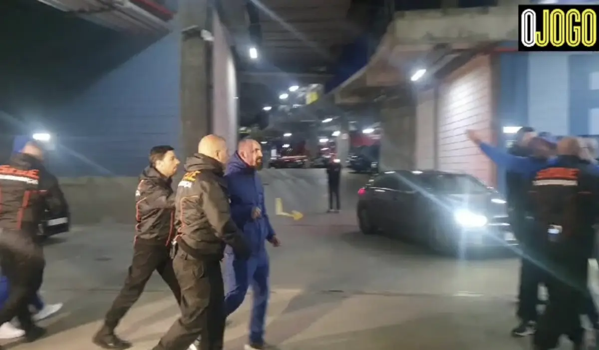 Imagem de contexto do artigo Alguns elementos dos Super Dragões tentaram entrar no Parque P1. Veja o momento