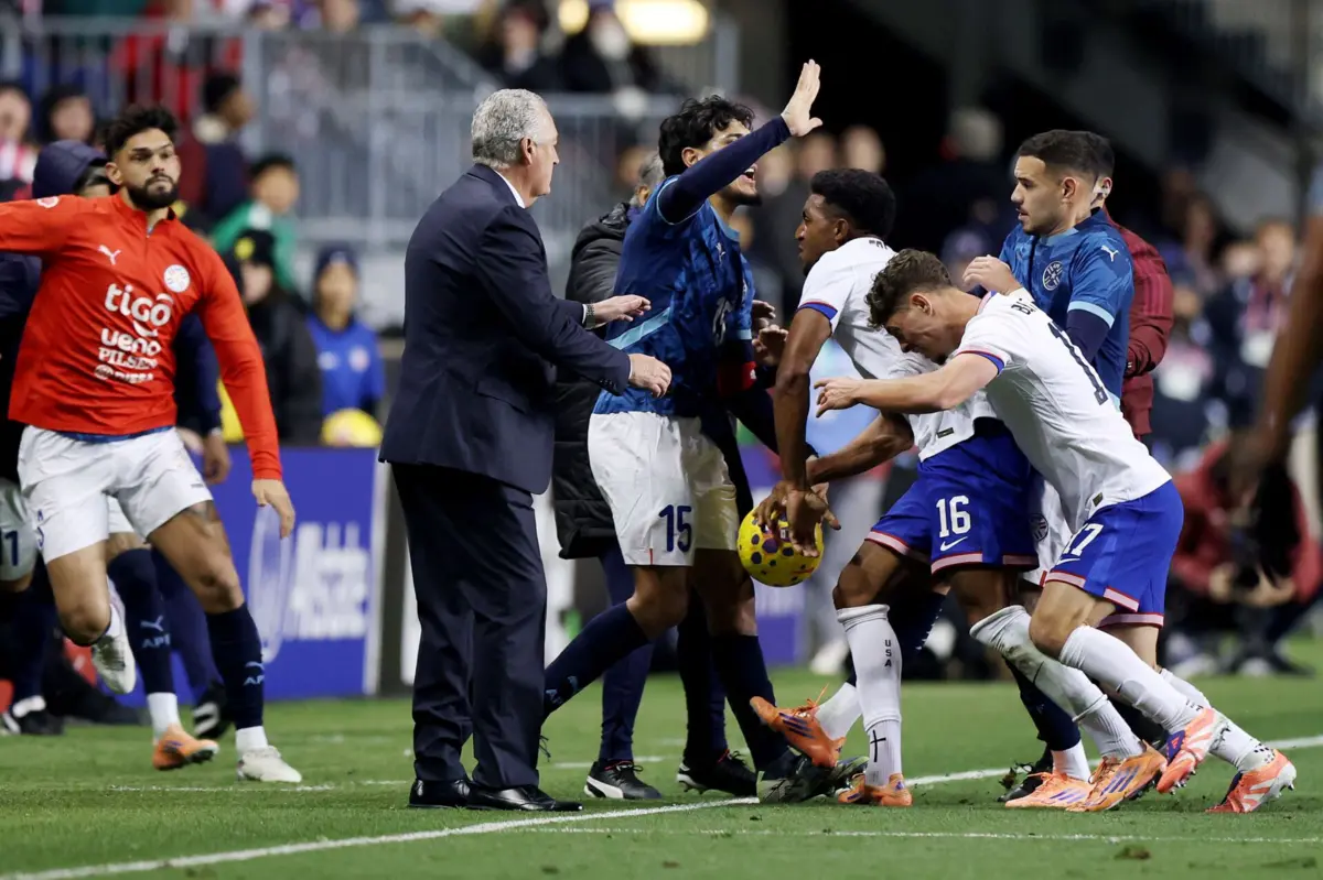 Estados Unidos-Paraguai terminou em confusão