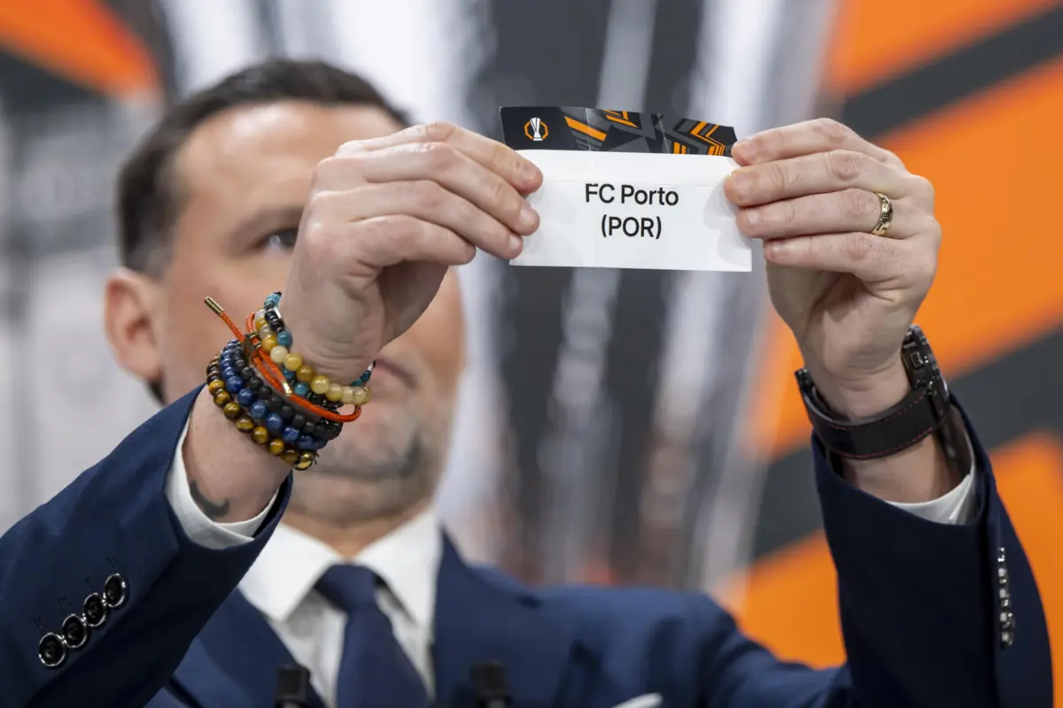 Imagem de contexto do artigo Um jogo às 15h30: os horários de FC Porto e Braga nos "oitavos" da Liga Europa