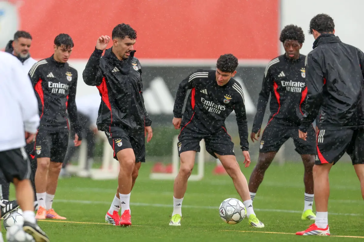 Imagem de contexto do artigo Cinco jogadores da formação com o Benfica treinaram na véspera do Real Madrid