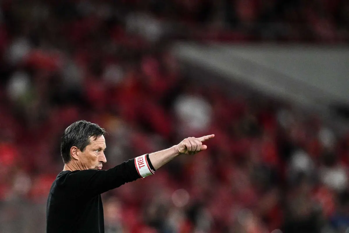 Roger Schmidt (créditos: PATRICIA DE MELO MOREIRA / AFP)