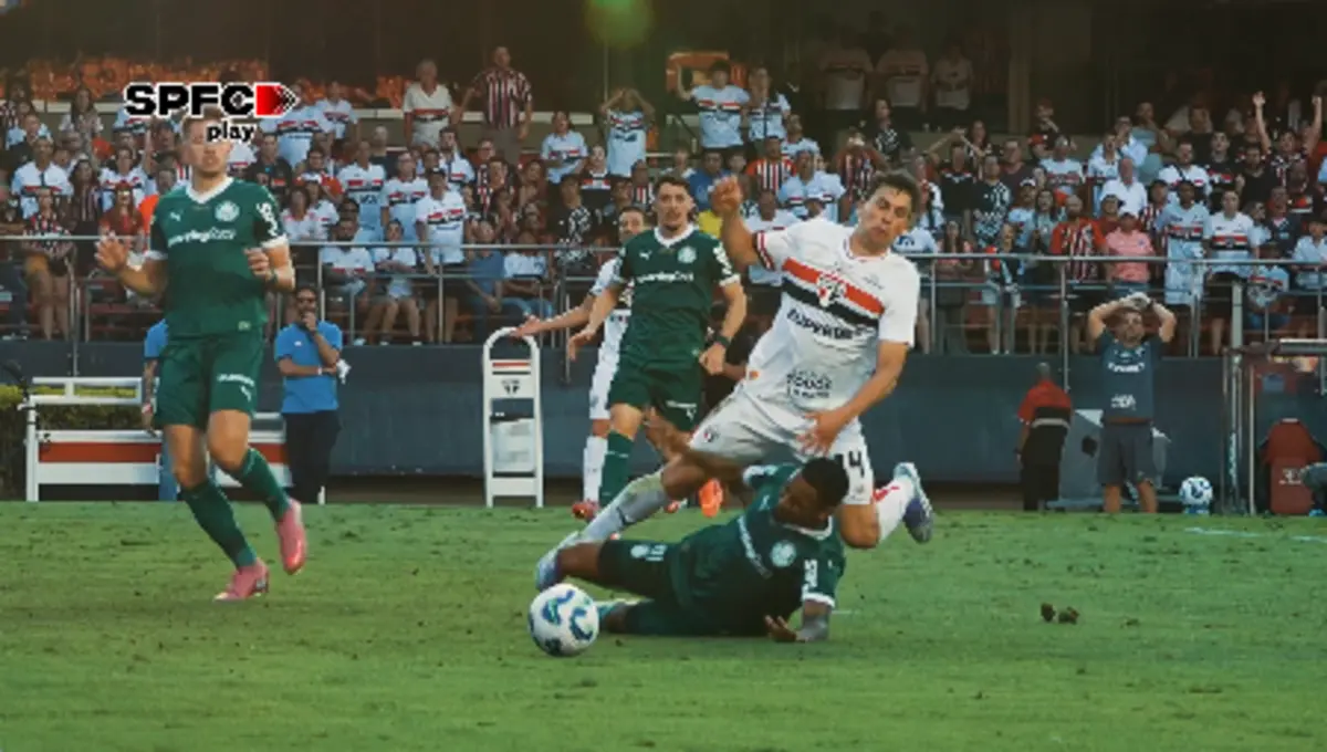 Imagem de contexto do artigo CBF afasta árbitro e VAR do jogo que deu a liderança ao Palmeiras de Abel Ferreira