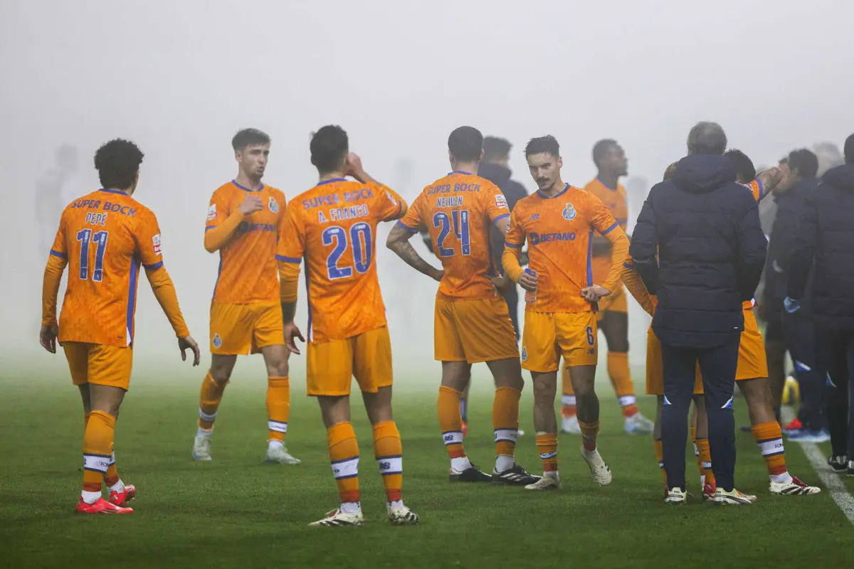 Imagem de contexto do artigo Jogo com Nacional antecipado: FC Porto devolve valor das viagens e estadias na Madeira