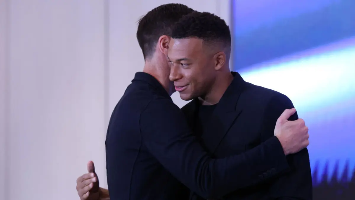 Xabi Alonso e Mbappé