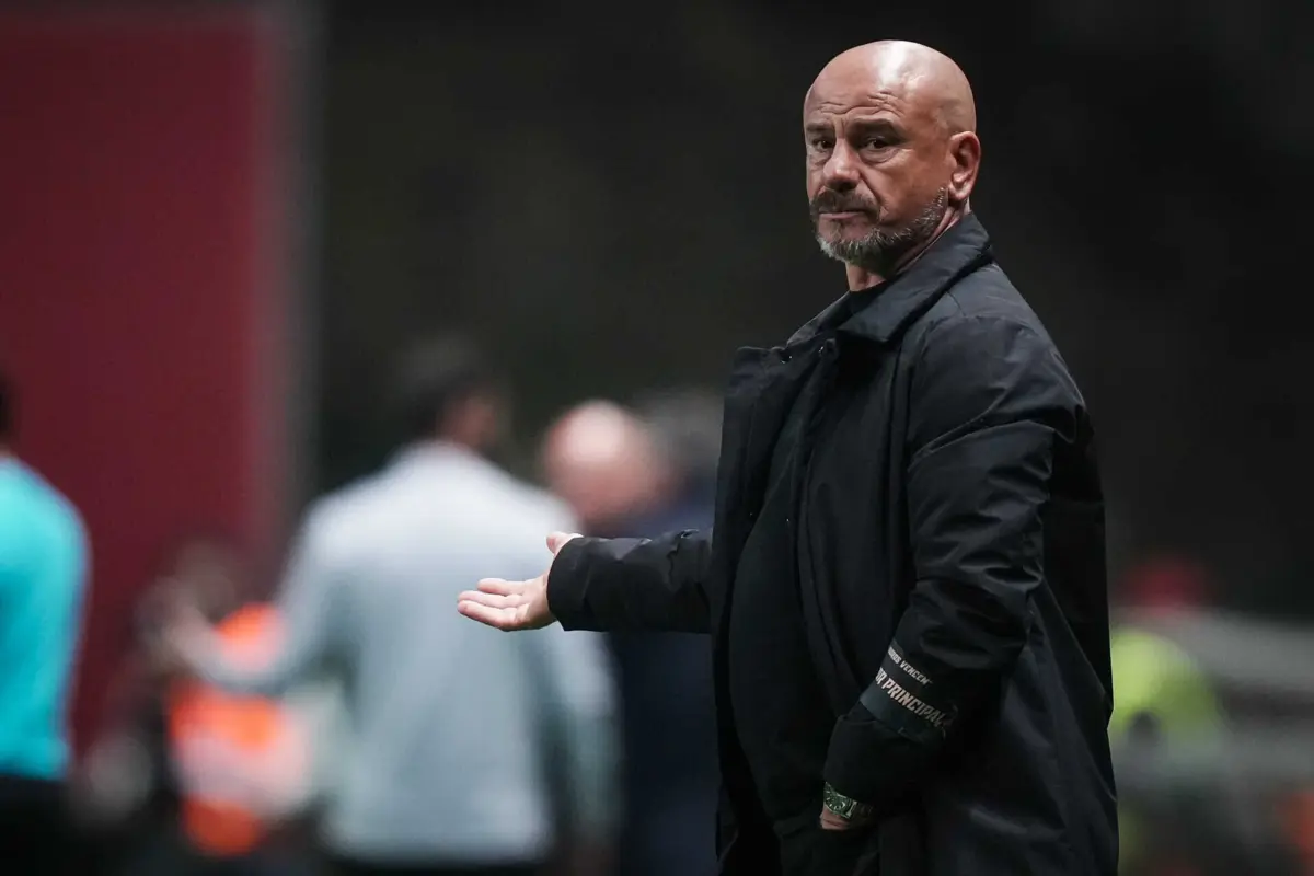 Imagem de contexto do artigo José Mota: "Vocês acham que o Farense era candidato a fazer sempre três ou quatro vitórias seguidas?"