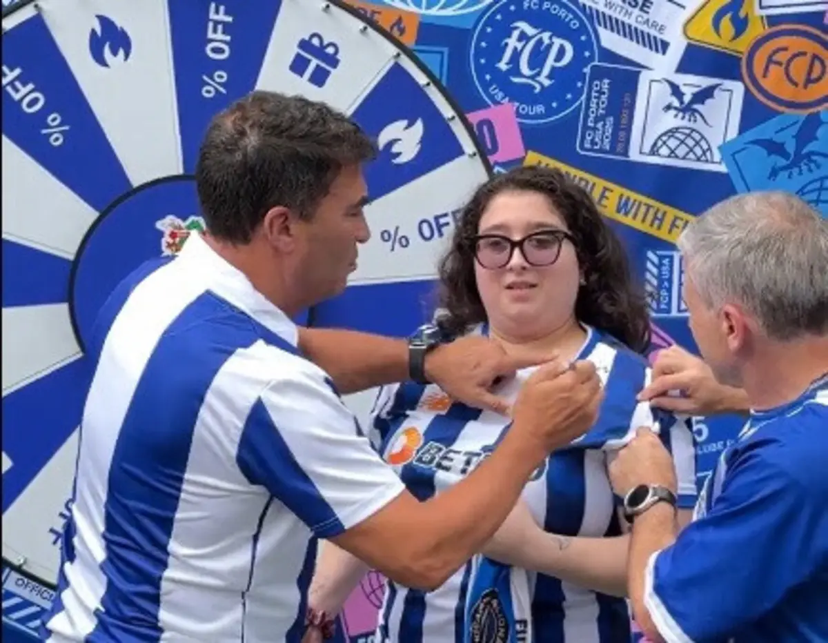 Imagem de contexto do artigo João Pinto, Rui Barros e Geraldão distribuem autógrafos nos Estados Unidos