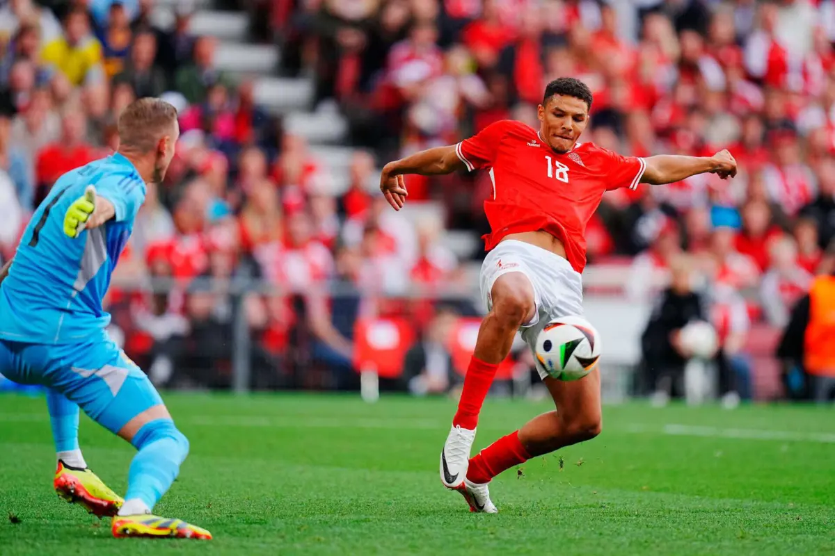 Bah, à direita (Créditos: AFP)