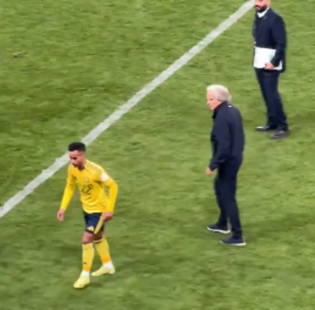 Imagem de contexto do artigo Jogador do Al Nassr ignorou Jorge Jesus e levou com olhar fulminante do treinador