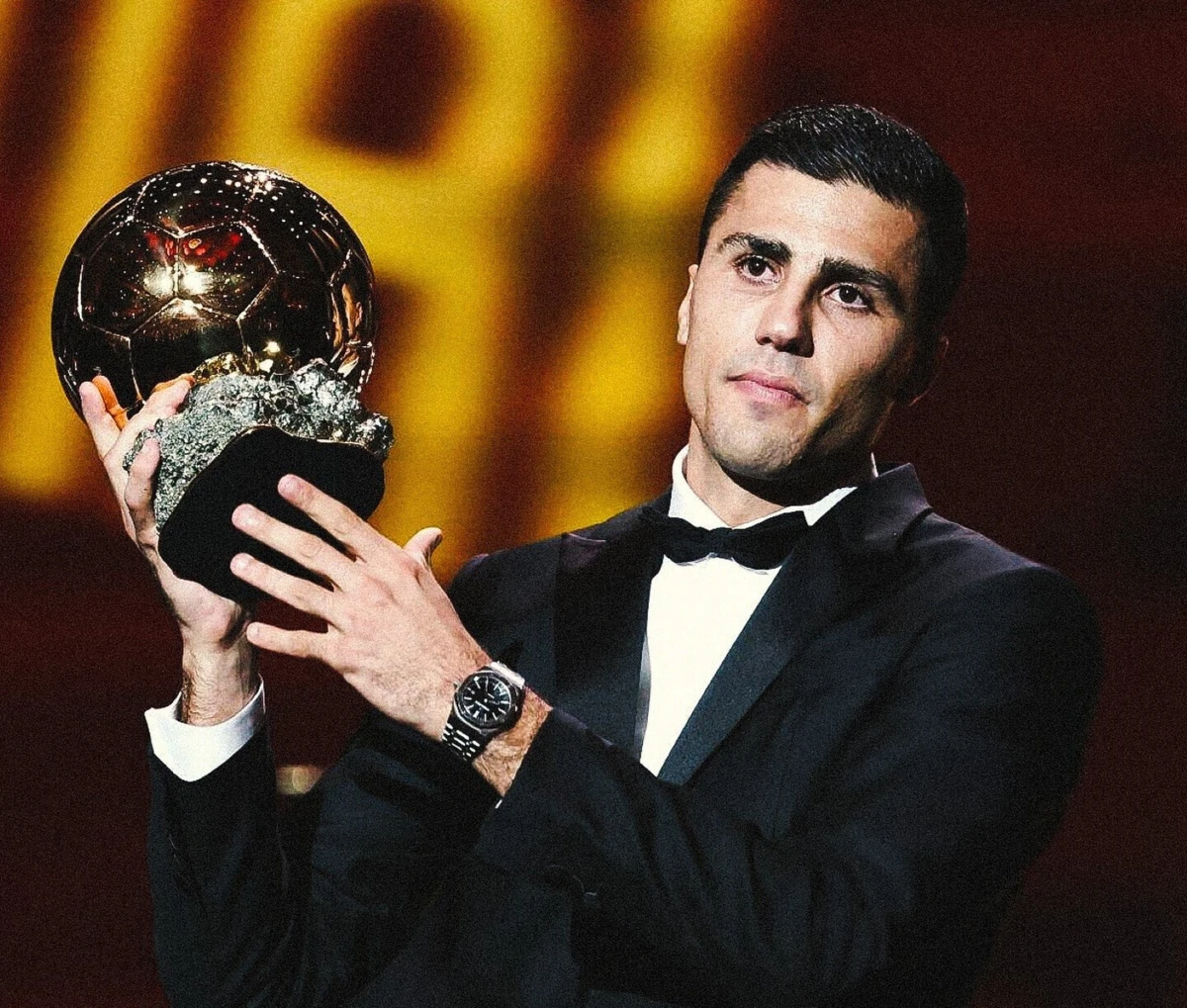 Rodri com a Bola de Ouro