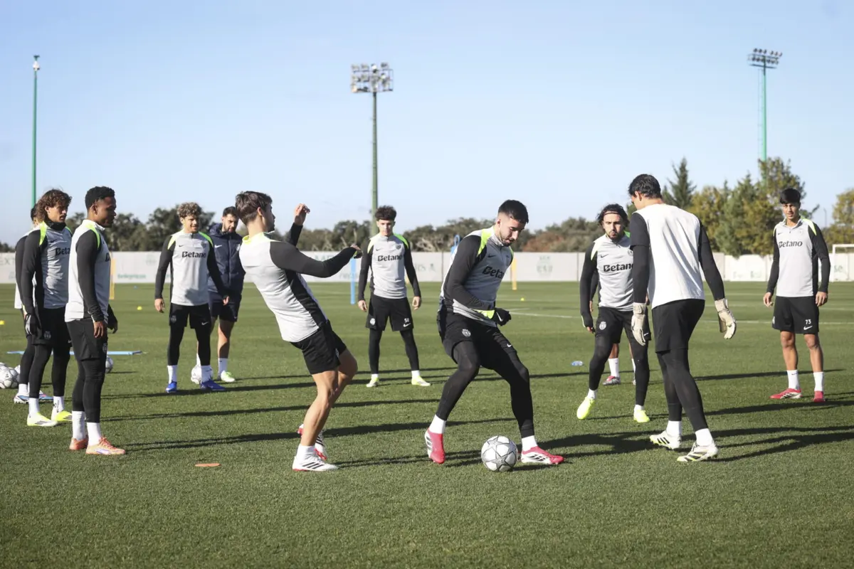 Imagem de contexto do artigo Diomande e Pote só para Arouca: o onze provável do Sporting contra o PSG