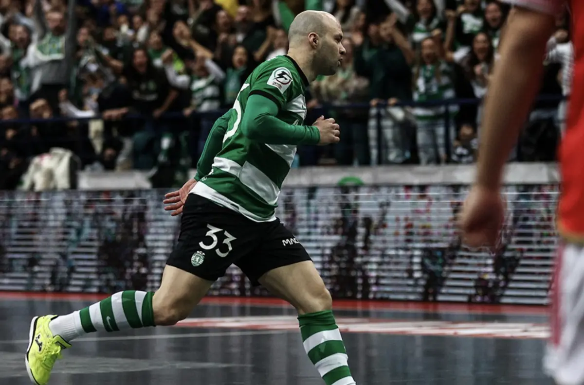 Imagem de contexto do artigo Benfica volta a condenar atitude de Taynan: "Não pode ser tolerada nem relativizada"