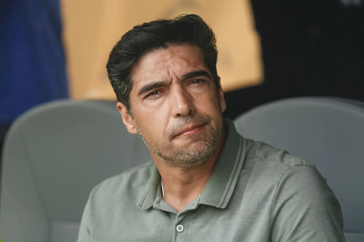 Imagem de contexto do artigo Palmeiras nega que Abel Ferreira tenha abandonado a conferência de Imprensa
