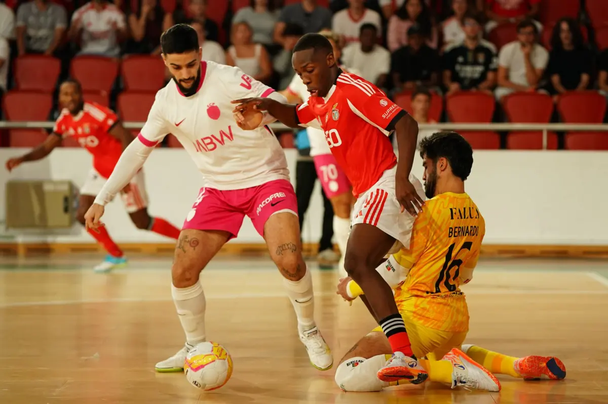 Imagem de contexto do artigo Futsal: Benfica triunfa sobre o Sporting na quinta jornada