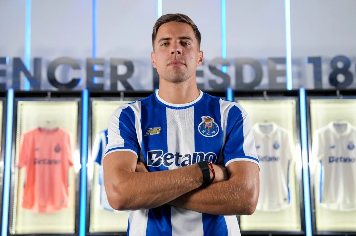 Bednarek (créditos: FC Porto)