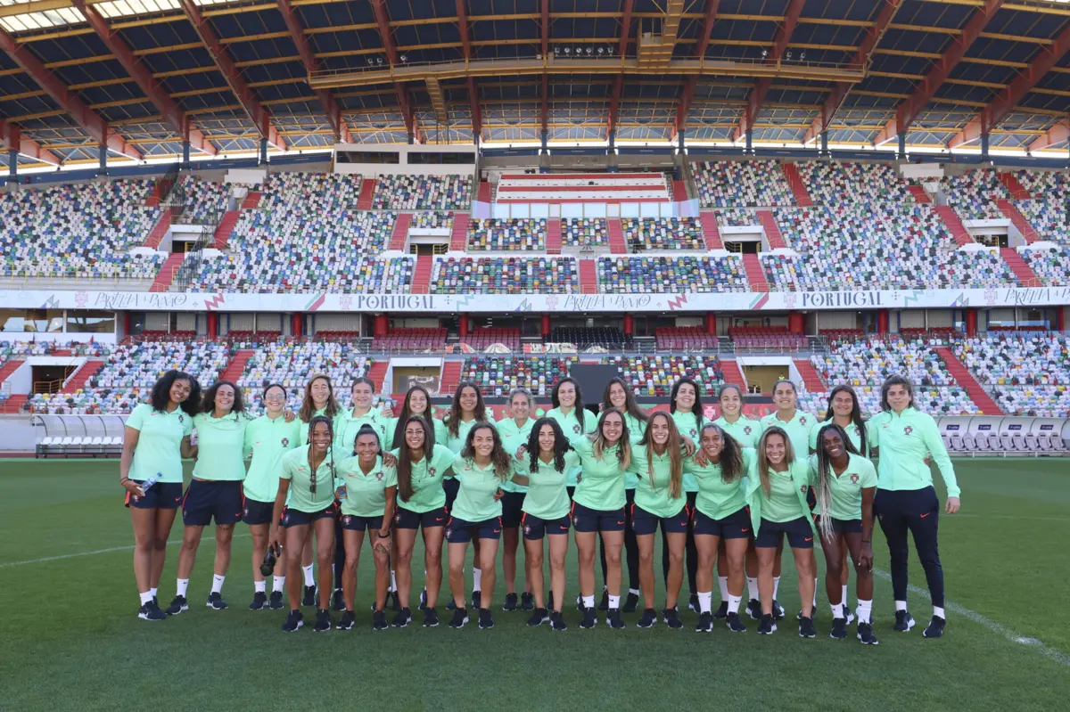 Imagem de contexto do artigo DIRETO | Futebol feminino: Portugal-Irlanda do Norte