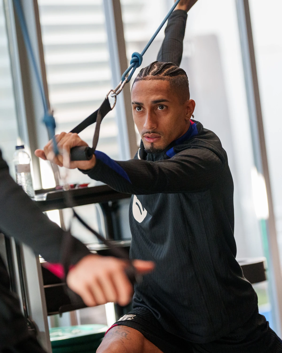 Imagem de contexto do artigo Raphinha defende-se: "Não é vaidade, mas o corpo precisa de descanso. Não somos robôs"