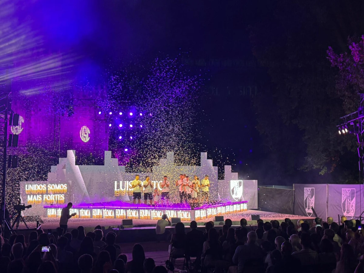 Imagem de contexto do artigo Apresentação do V. Guimarães: 29 jogadores e sem Dieu Michel