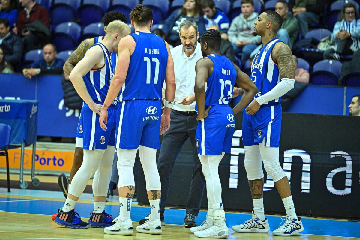 Imagem de contexto do artigo Derrota "dramática" do FC Porto na Grécia para a Taça Europa de basquetebol