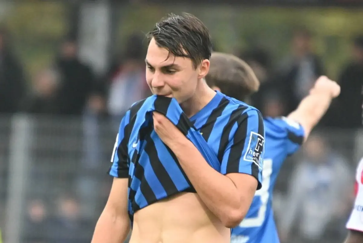 Imagem de contexto do artigo Joga na quarta divisão alemã e vai dar o salto para uma equipa da Champions