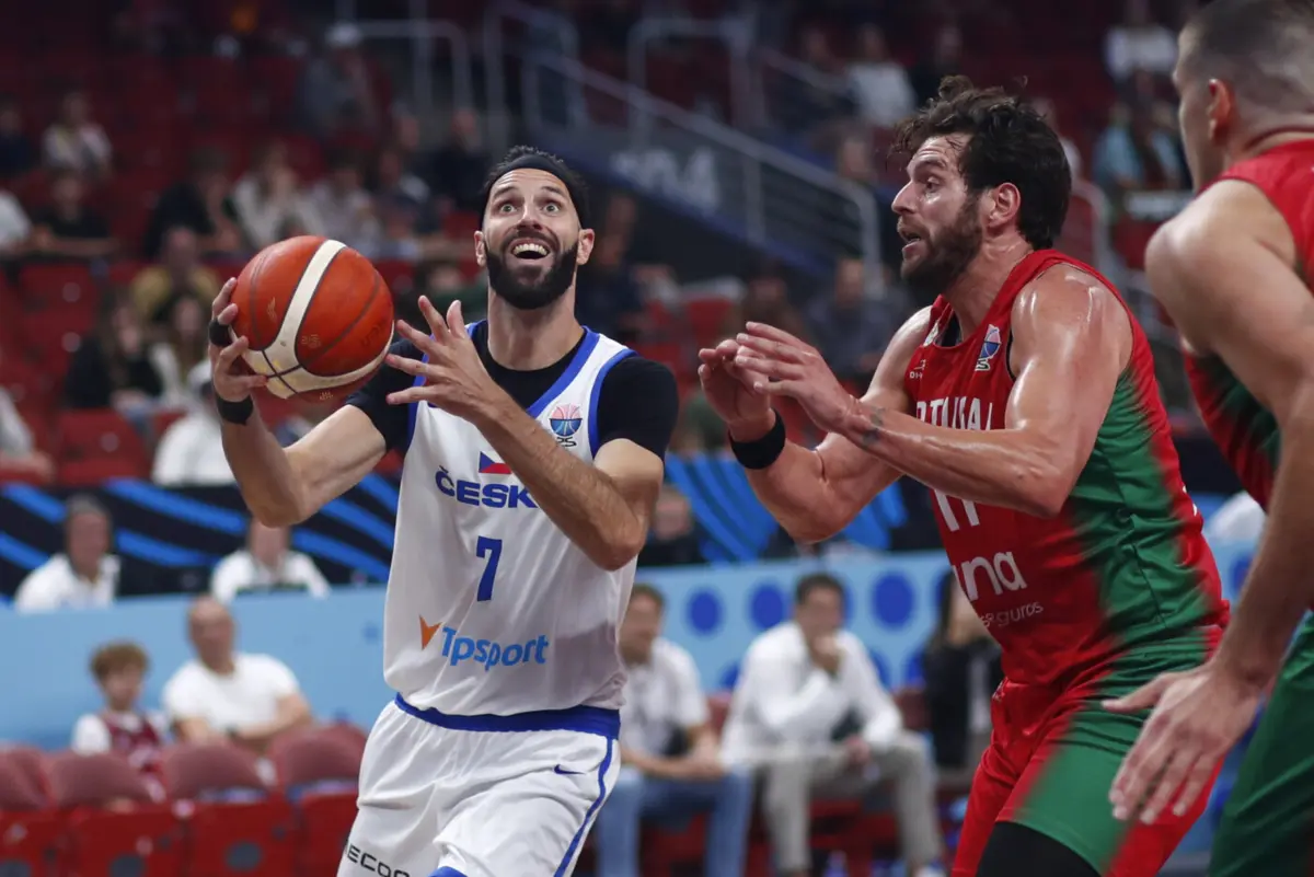 Miguel Queiroz, à direita (créditos: EPA)