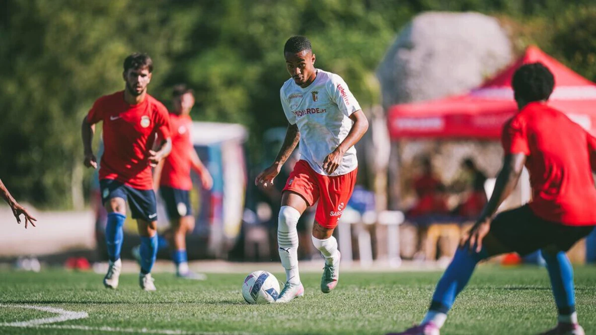 Imagem de contexto do artigo Um golo resolveu o jogo particular entre Alverca e Braga B