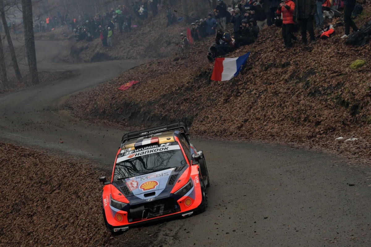 Adrien Fourmaux (créditos: EPA)