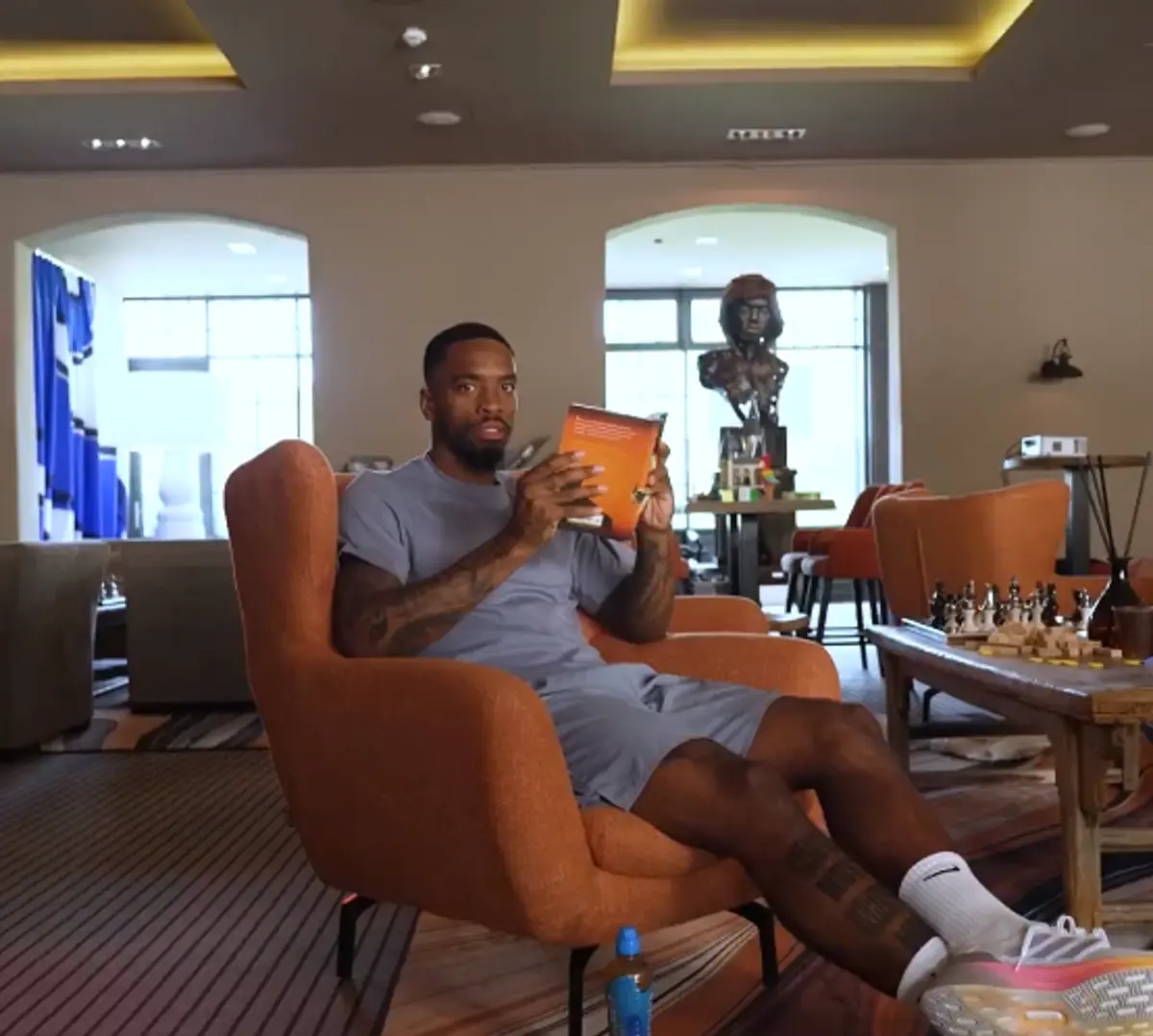 Imagem de contexto do artigo Depois do penálti sem olhar para a bola, que mais faz Toney sem ver? A Inglaterra mostra em vídeo