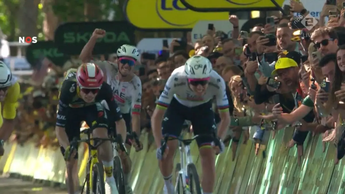 Imagem de contexto do artigo Pogacar chega à 100.ª vitória da carreira apoiado por João Almeida