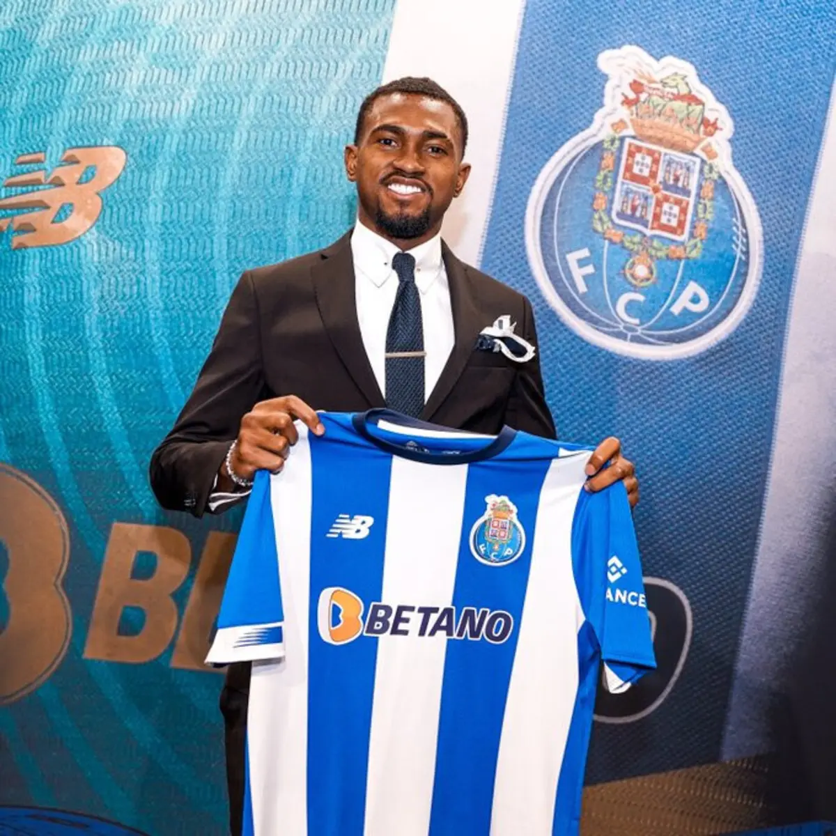 Otávio reforça o FC Porto