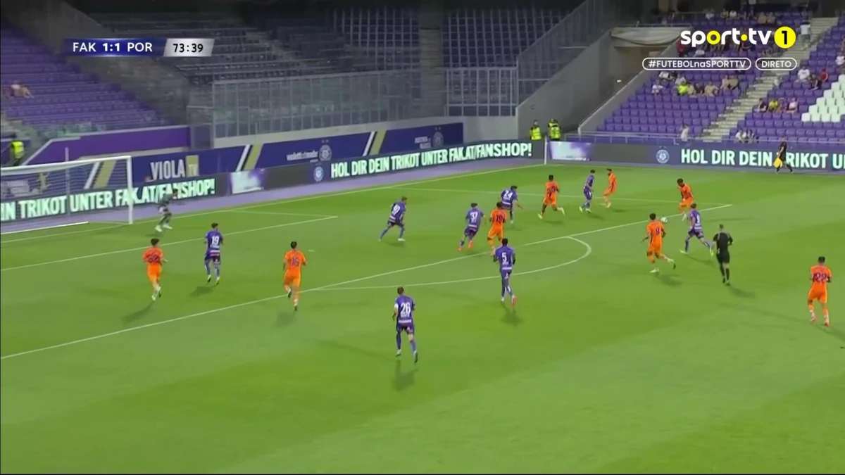 Imagem de contexto do artigo Gonçalo Borges marca de trivela no Áustria Viena-FC Porto