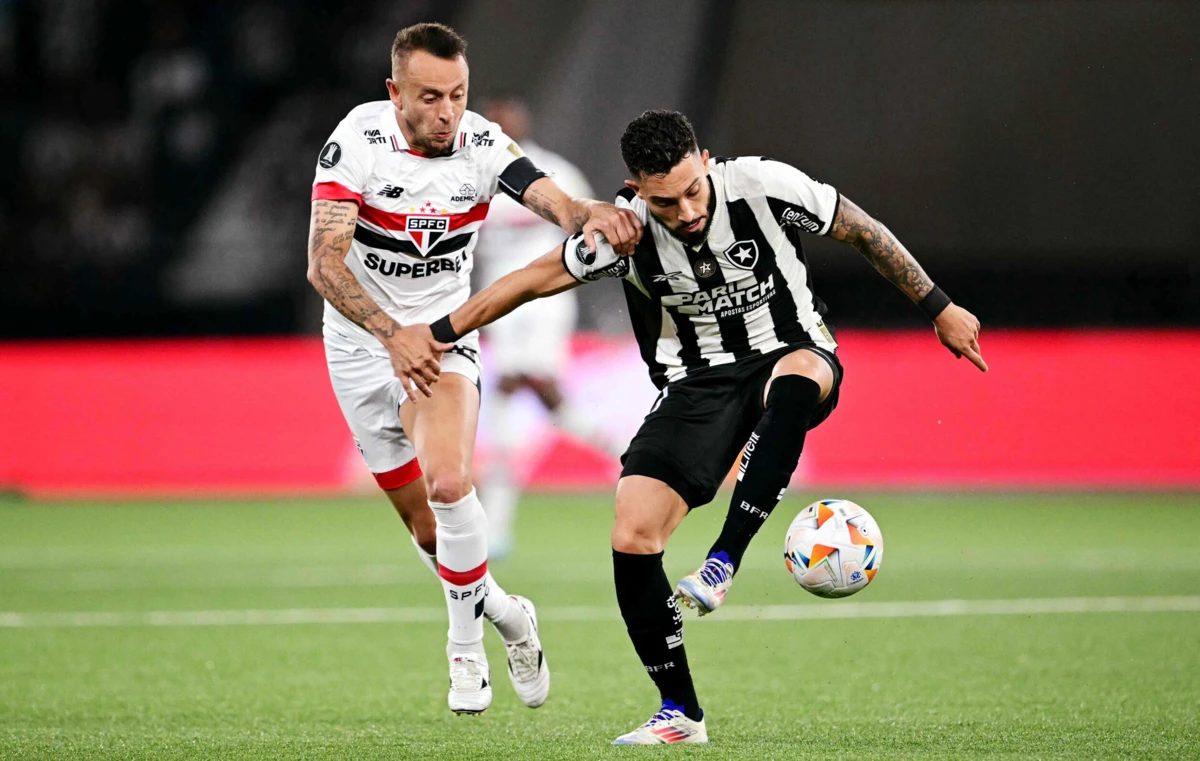 Rafinha e Alex Telles