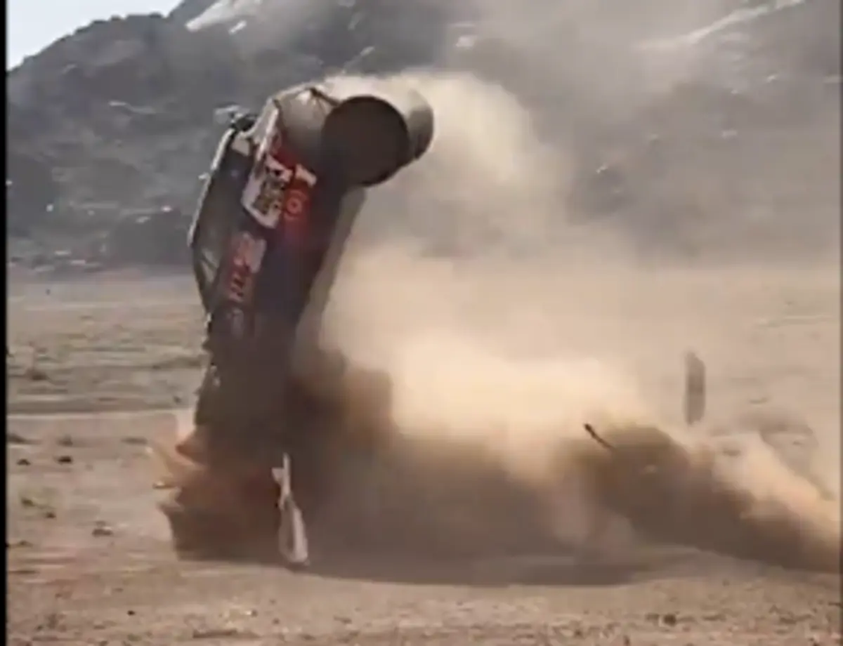 Imagem de contexto do artigo Acidente aparatoso no Dakar: "Metem-nos atrás de carros de m..."