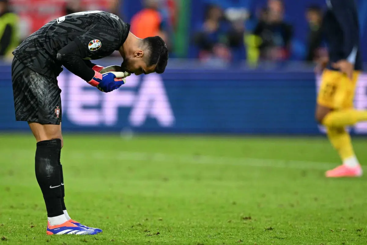 Diogo Costa (créditos: AFP)