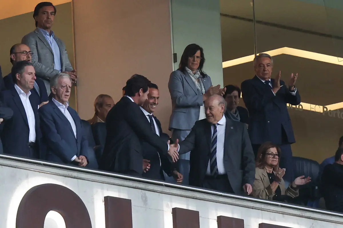 André Villas-Boas e Pinto da Costa (Créditos: Ivan del Val/Global Imagens)